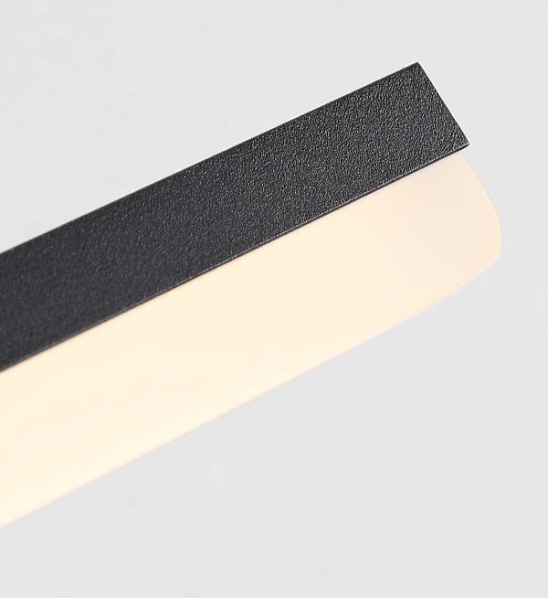 Einfache Spiegelwandlampe