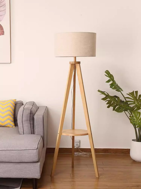 Japanische Retro-Stehlampe aus Massivholz für das Wohnzimmer