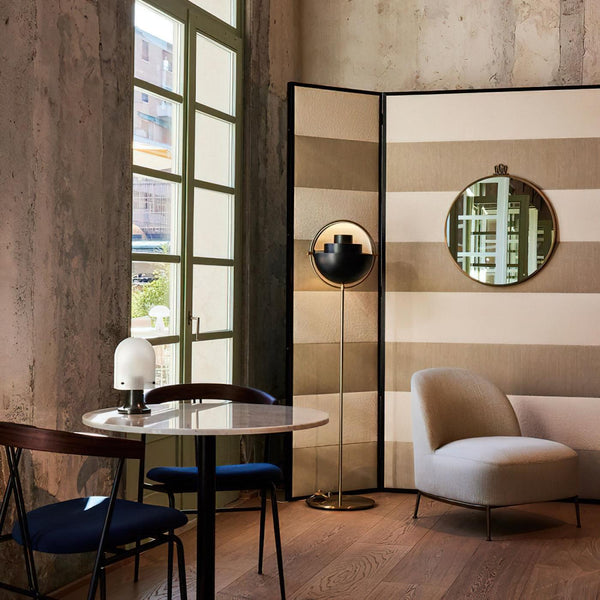 Creative and personalized Bauhaus floor lamp