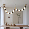 Lustre boule en bois massif à longues bandes de style médiéval