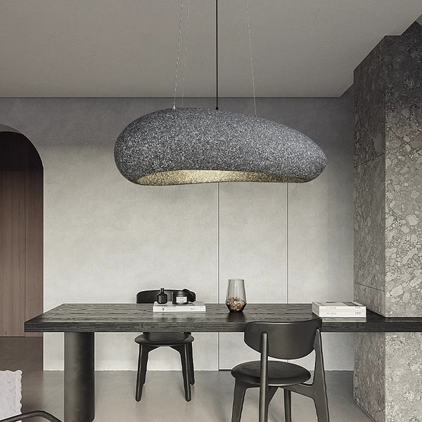 Kreativer Kronleuchter im Wabi-Sabi-Stil