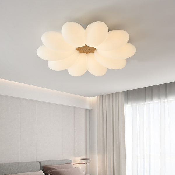 Warme und romantische Blütenblatt-Deckenlampe mit Augenschutz