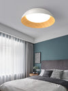 Nordische kreative Deckenlampe mit Holzmaserung