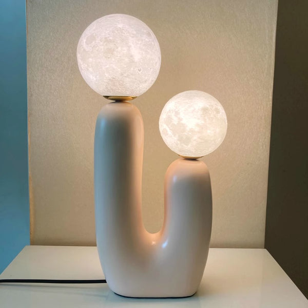 Nordic creative double head ball table lamp