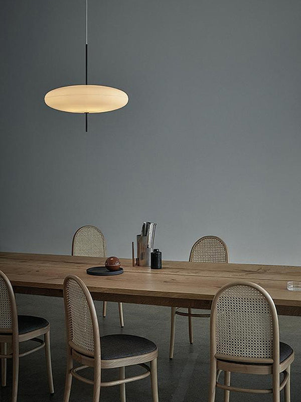 Lustre de restaurant créatif en forme d'OVNI