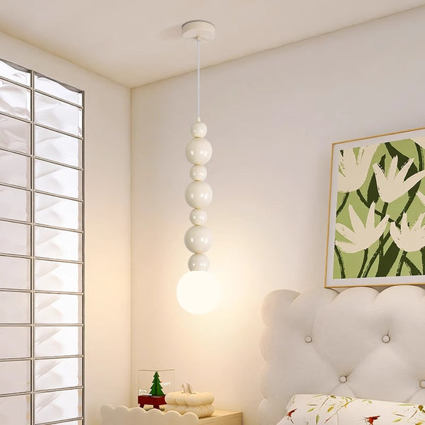 Kreativer Kronleuchter im cremefarbenen Stil mit Kürbislampe