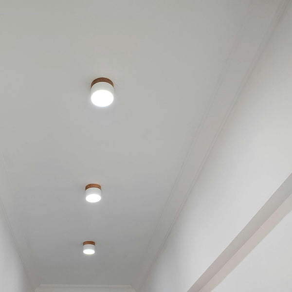 Plafonnier d'allée à LED en bois massif nordique