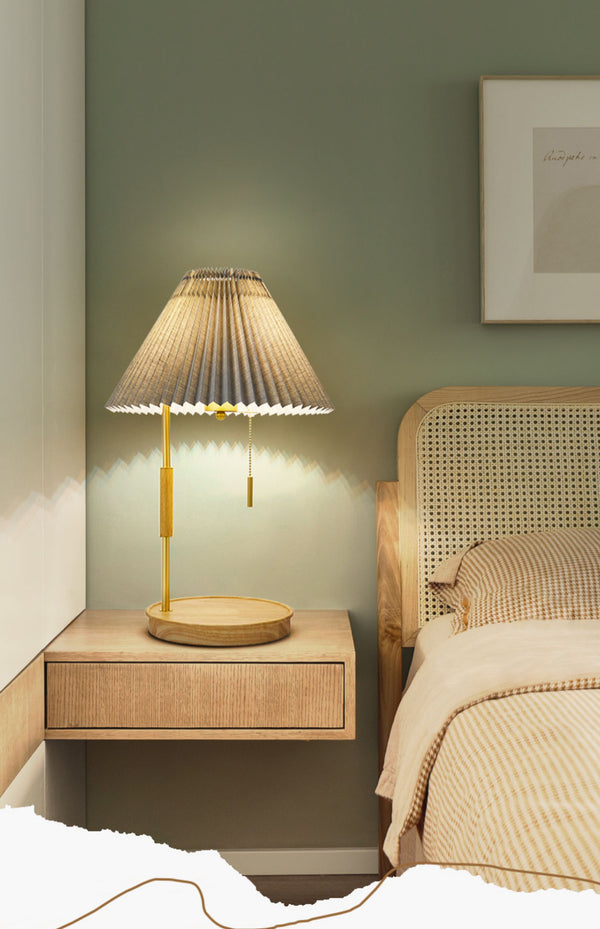 Retro plissierte Massivholz Tischlampe
