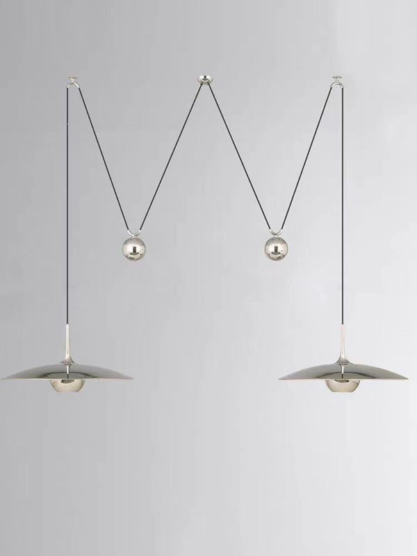 Kreativer UFO-Kronleuchter