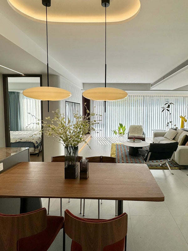 Lustre de restaurant créatif en forme d'OVNI