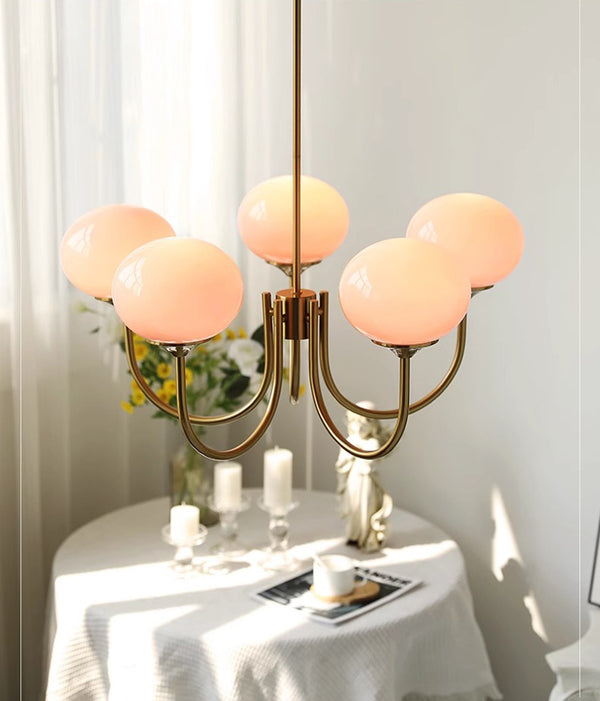 Cremefarbener Bauhaus-Kronleuchter aus Glas