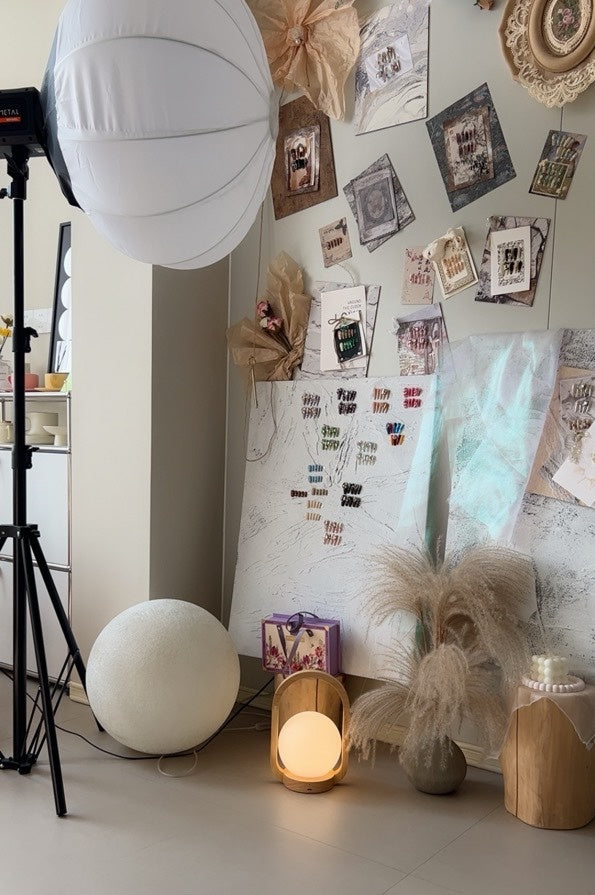 Vintage solid wood portable table lamp