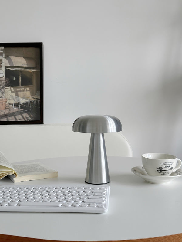 Nordic Mushroom Wireless Charging Desk Lamp
