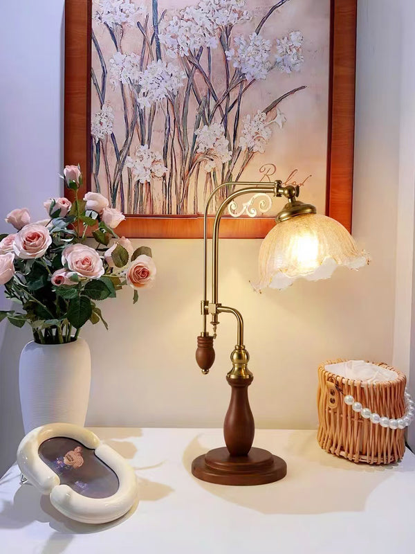 Medieval style bedroom bedside study flower table lamp