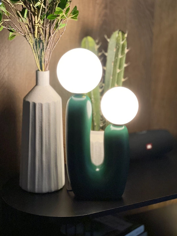 Nordic creative double head ball table lamp