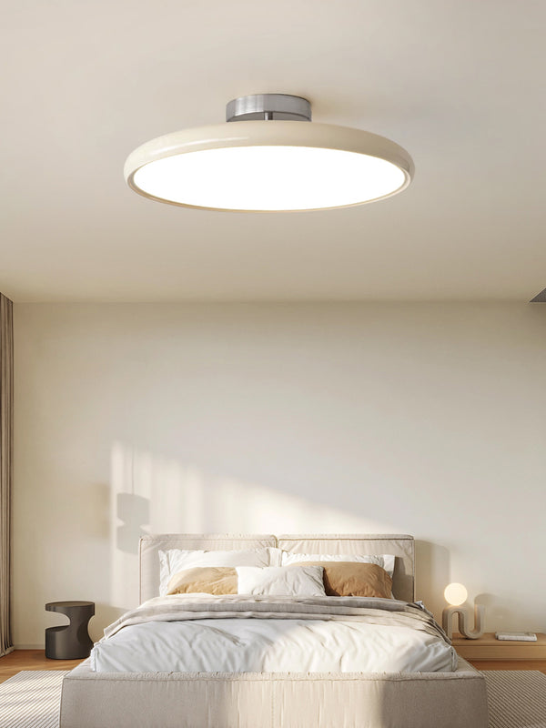 Verstellbare Deckenleuchte fürs Schlafzimmer