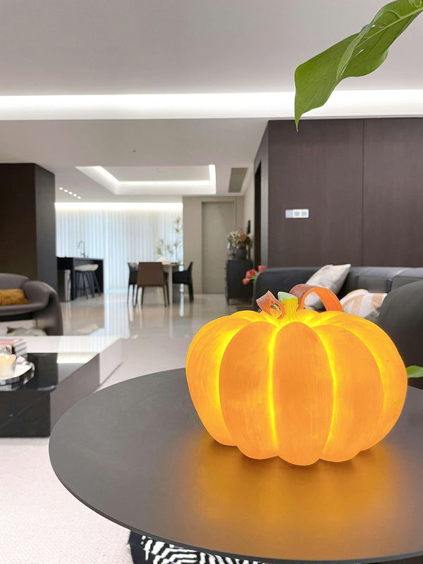 Pumpkin table lamp