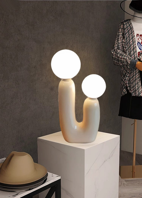 Nordic creative double head ball table lamp
