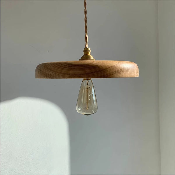 Lustre de salle à manger en bois massif de style médiéval