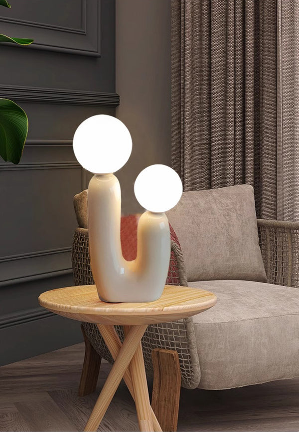 Nordic creative double head ball table lamp