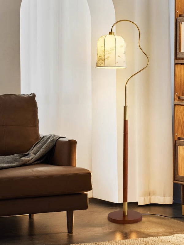 Lampadaire de chambre en bois massif de style médiéval