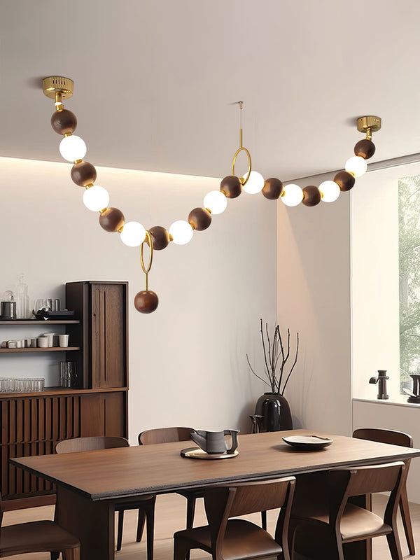 Lustre boule en bois massif à longues bandes de style médiéval