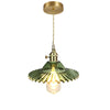 Lustre en verre vert frais
