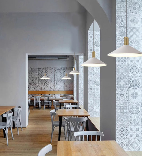 Lustre de salle à manger triangulaire simple et moderne