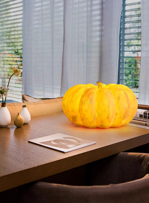 Pumpkin table lamp