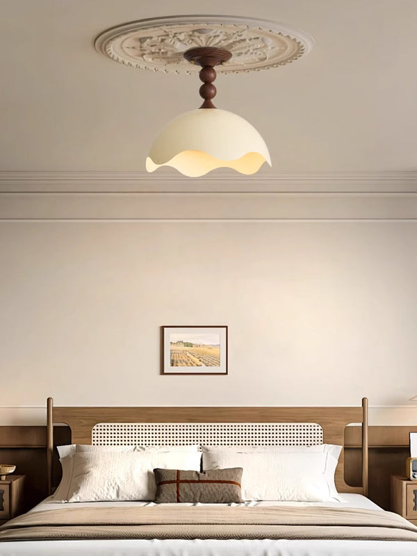 Plafonnier de chambre de style médiéval de style crème
