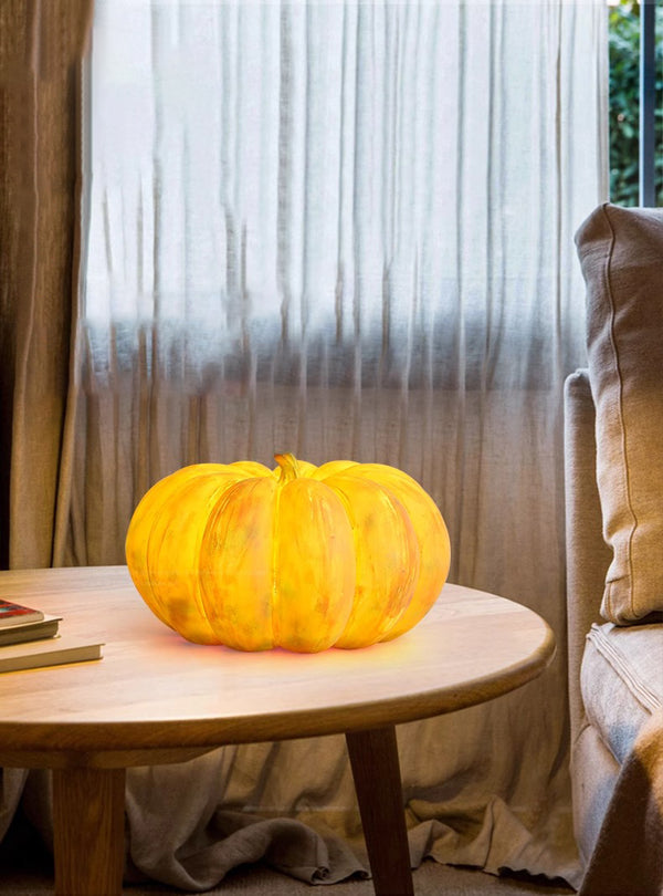Pumpkin table lamp