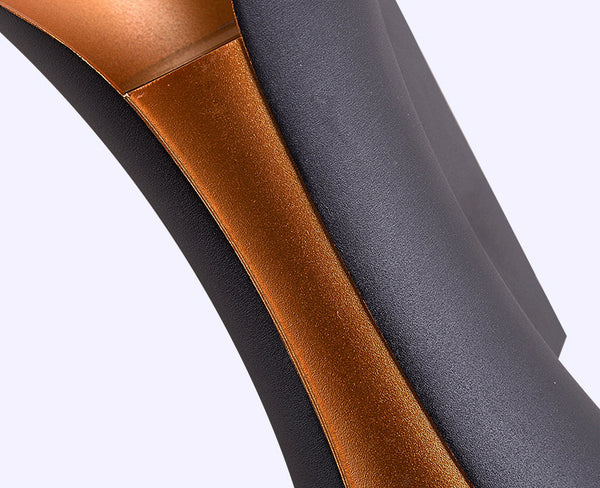 Schlichte LED-Außenwandleuchte für den Garten