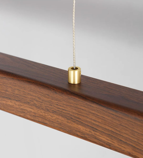 Suspension de table à manger en noyer