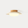 Deckenlampe aus cremefarbenem Strohhut