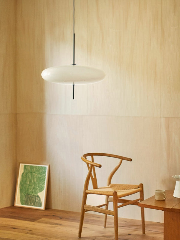 Lustre de restaurant créatif en forme d'OVNI