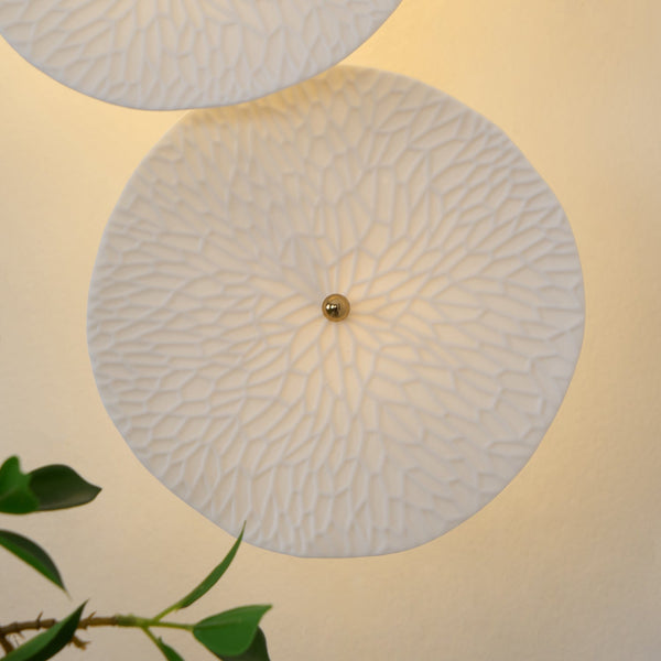 Creative ceramic lotus leaf wall lamp