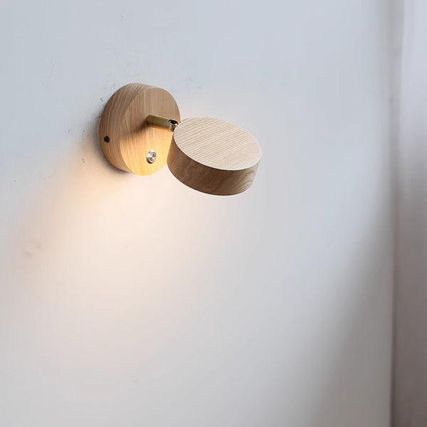 Rotatable bedroom solid wood wall lamp