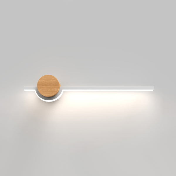 Minimalistische LED-Wandleuchte aus Massivholzstreifen
