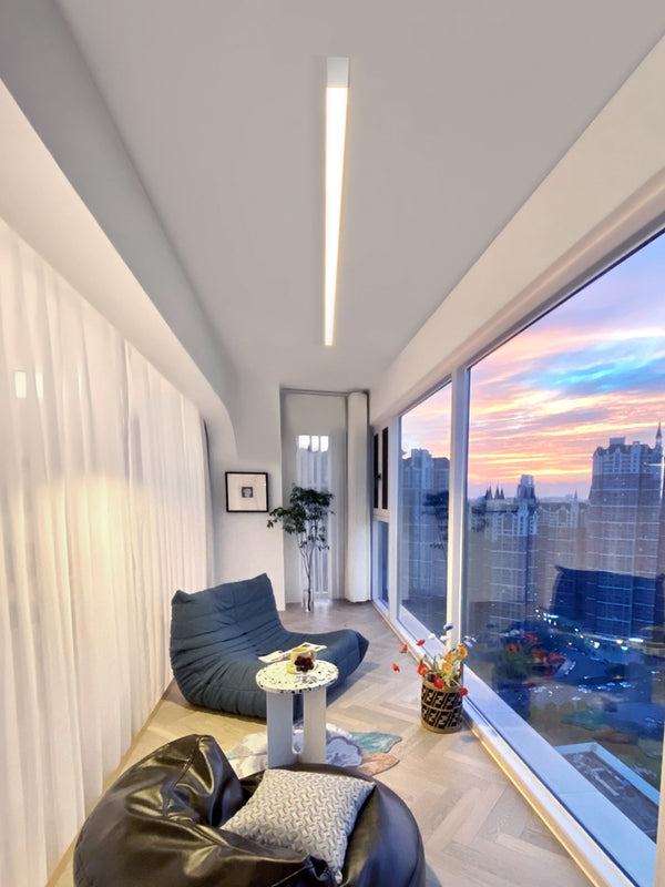 Minimalist long ceiling light