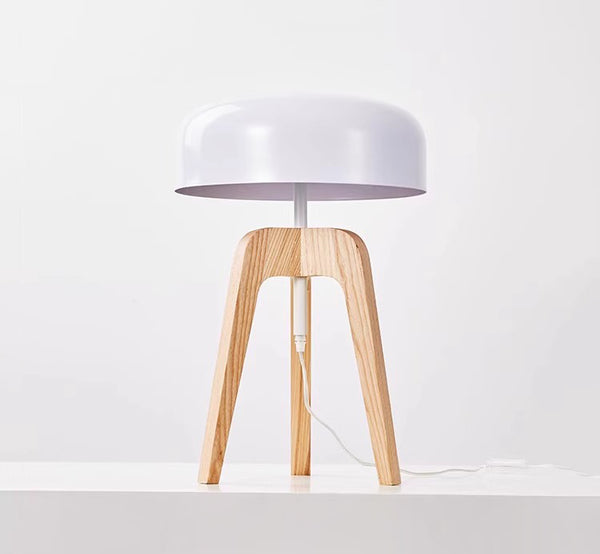 Solid wood tripod table lamp