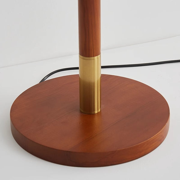Lampadaire de chambre en bois massif de style médiéval