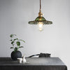 Lustre en verre vert frais