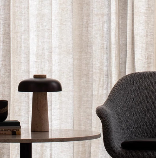 Lampe de table champignon en travertin jaune