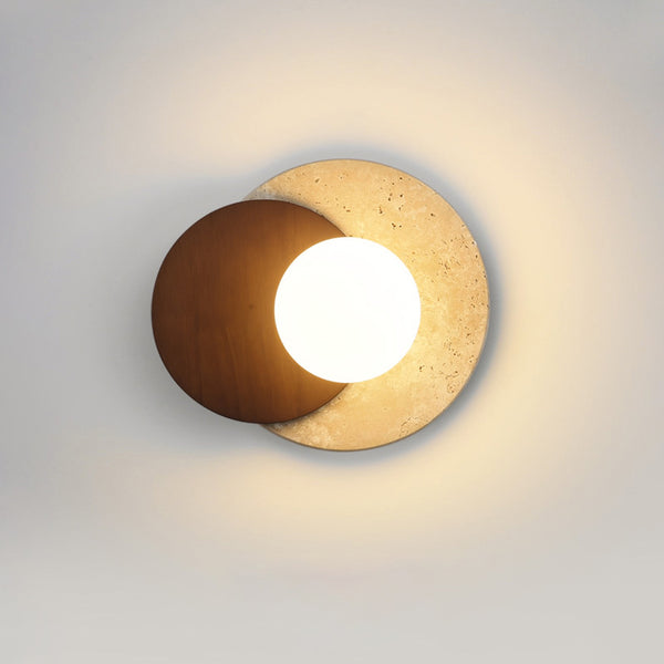 Japanische Wandlampe im Wabi-Sabi-Stil