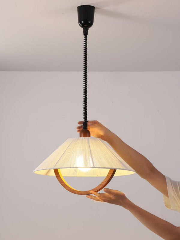 Lustre relevable en forme de bûche