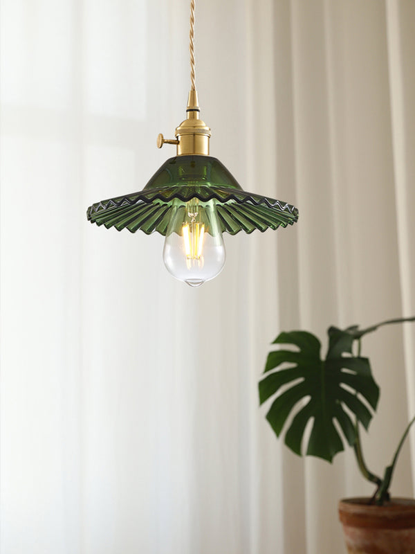 Lustre en verre vert frais