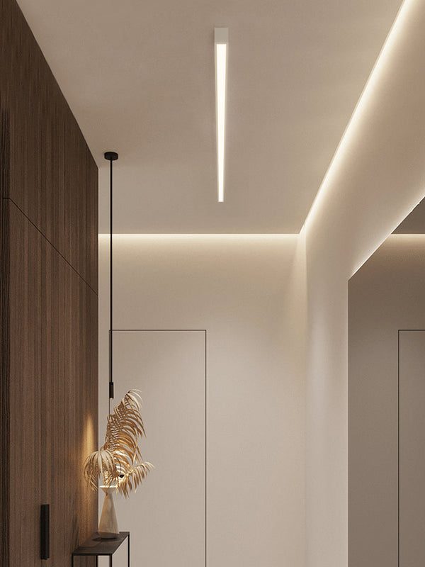 Minimalist long ceiling light