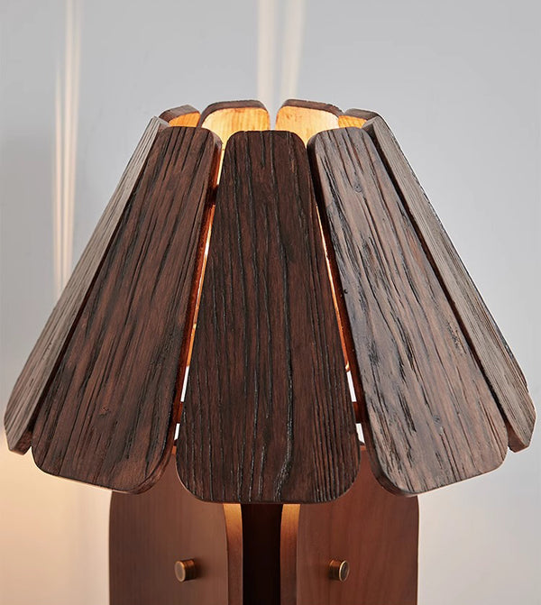 Schlafzimmer-Tischlampe aus Massivholz im Wabi-Sabi-Stil