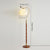 Lampadaire de chambre en bois massif de style médiéval