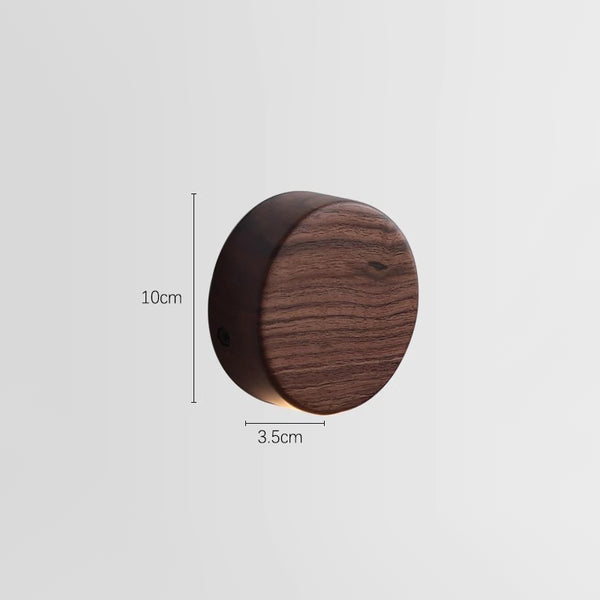 Dekorative Wandlampe aus Massivholz für das Schlafzimmer